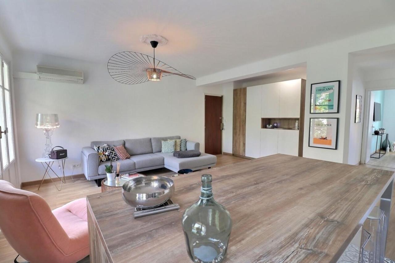 T2 Avec Balcon - Parking, Ac, Wifi Apartment *
