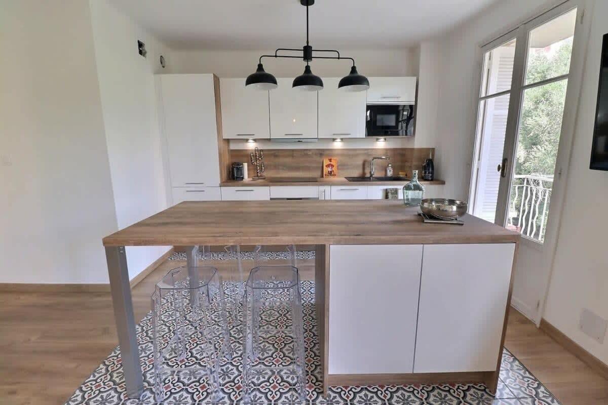 T2 Avec Balcon - Parking, Ac, Wifi