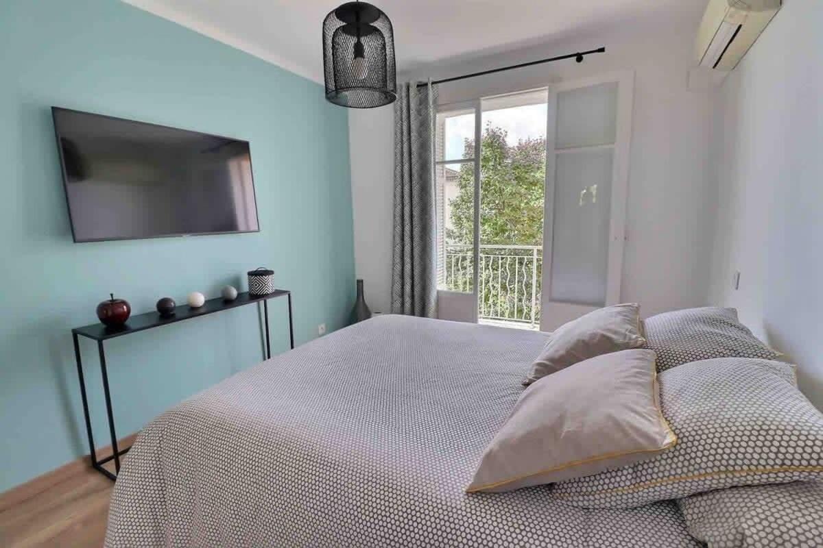 T2 Avec Balcon - Parking, Ac, Wifi Apartment